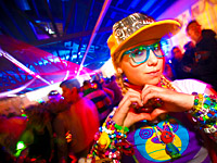 Connected - Tigger Loves You - Rave Photos